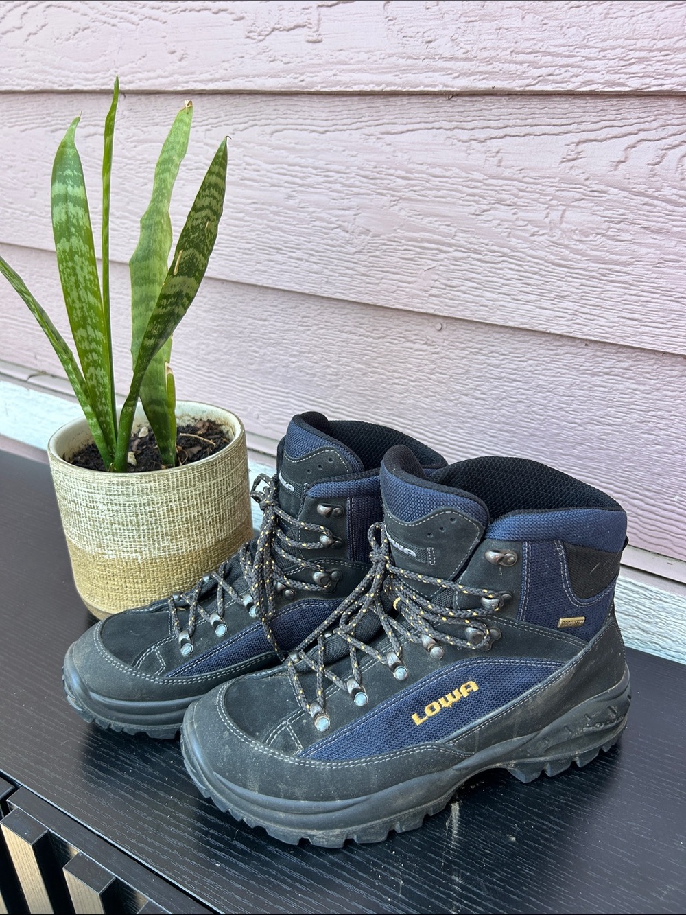 Lowa Women's Navy and Black Trail Boots
